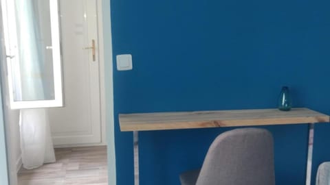 T2, proche Metro 7, direct Louvre, Wifi Apartment in Aubervilliers