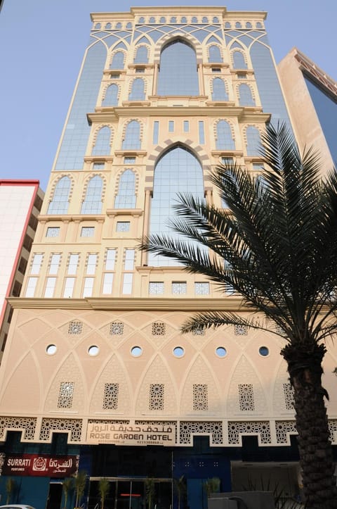 Property building, Day