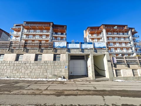 Hostdomus - Horse Suite Apartment in Sestriere