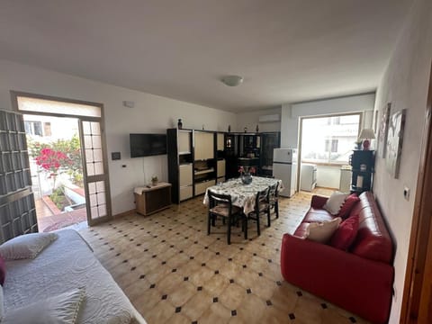 Seating area, Dining area, Evening entertainment