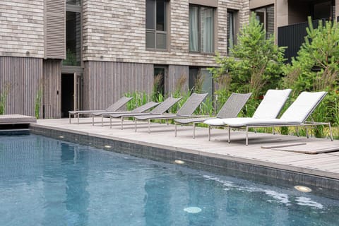 Property building, Swimming pool