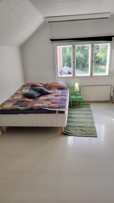 Vanha hirsikoulun yläkerta Apartment in Finland