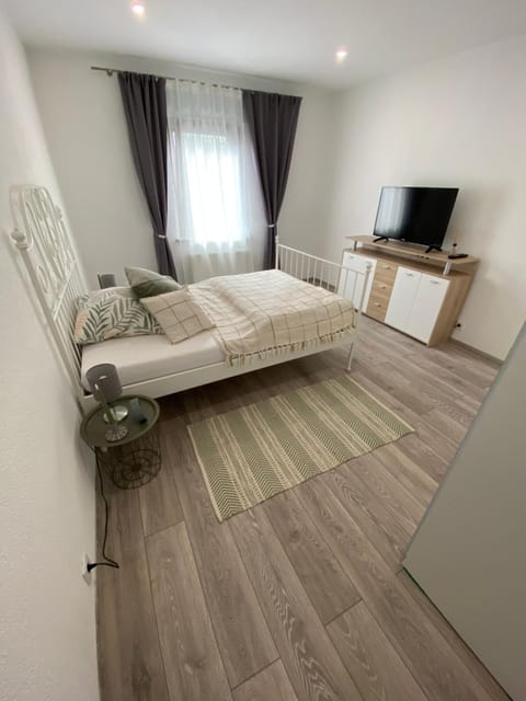 Ferienwohnung Nähe Augenklinik Apartment in Saarbrücken