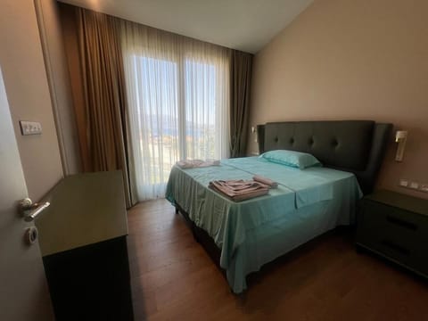 Stylish 4BR Villa with Pool near Porto Novi Villa in Kotor Municipality