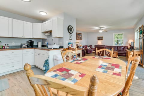 XC Ski, Ice Fish and Hike! Getaway Near Sand Lake House in Michigan