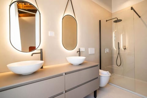 VLC Host - Martí Apartments Apartment in Valencia