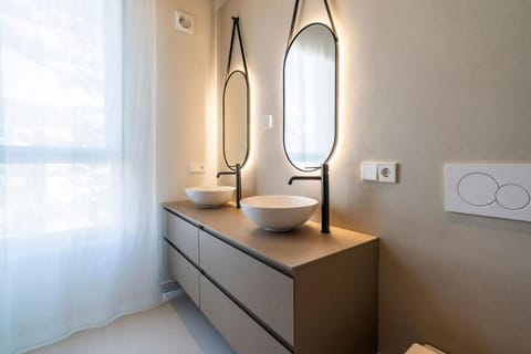 VLC Host - Martí Apartments Apartment in Valencia