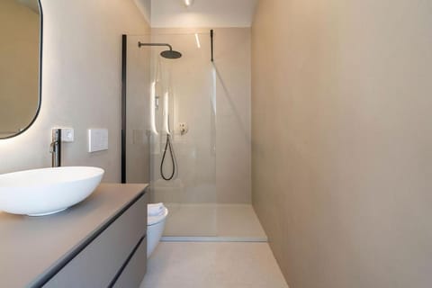 VLC Host - Martí Apartments Apartment in Valencia