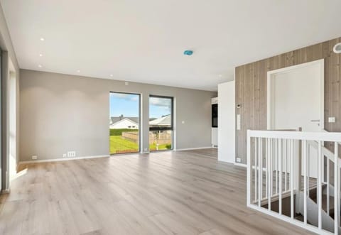 Central No6 Apartment in Lofoten