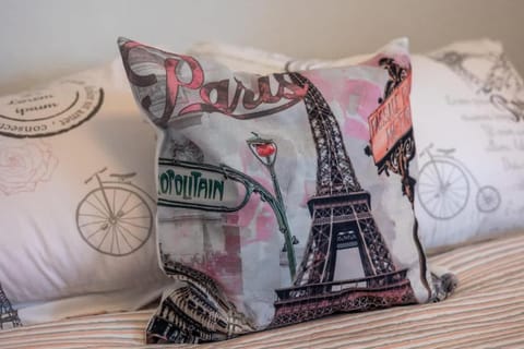 Peaceful Modern Room Near I4 House in Lakeland