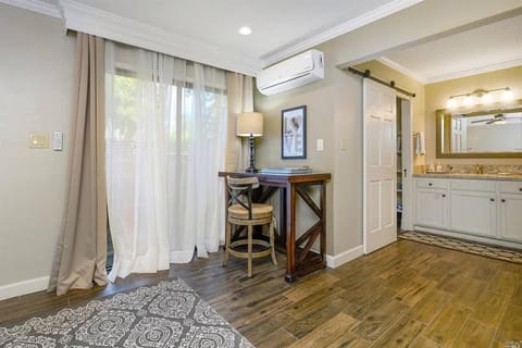 Living room, air conditioner