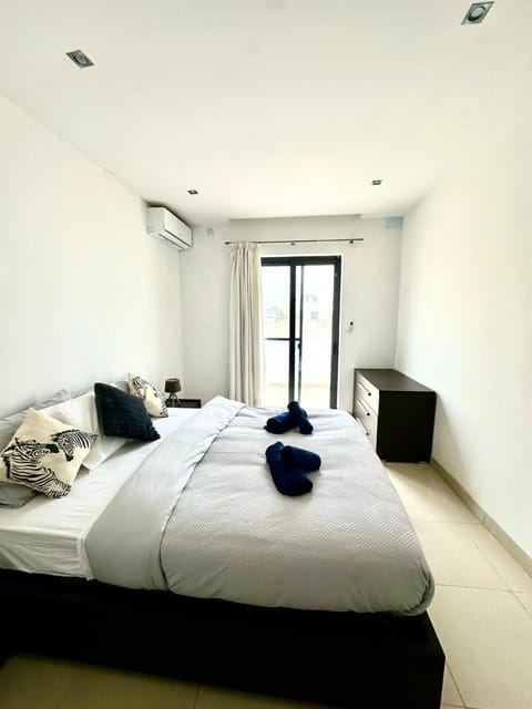 Luxury penthouse 170 meters from the sea in Balluta Bay Apartment in Sliema