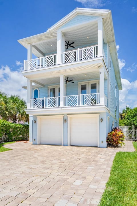 Heated Pool Elevator Game Room & Ocean Decks House in Saint Augustine Beach