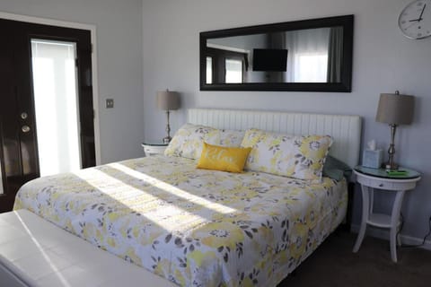 TV and multimedia, Bedroom