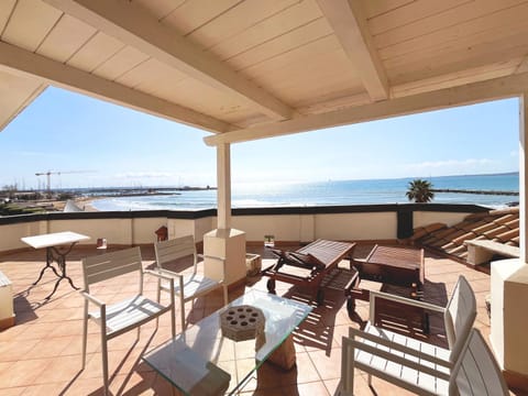 Natural landscape, View (from property/room), Balcony/Terrace, Sea view