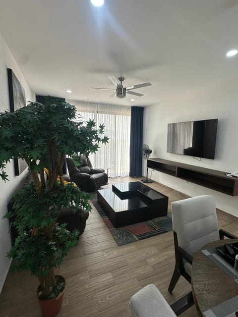 Luxor and Condo Hotel Apartment hotel in Ajijic