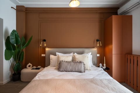 Bed, View (from property/room), Living room, Photo of the whole room, Decorative detail, Bedroom, air conditioner
