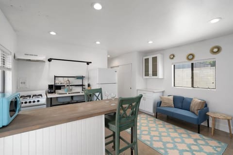 Pet Friendly close to ASU Private yard Apartment in Tempe