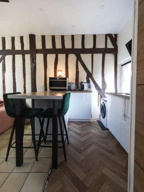 Studio hyper center of Tours Apartment in Saint-Cyr-sur-Loire