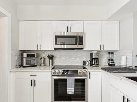 Not Art Apartment in Wilton Manors