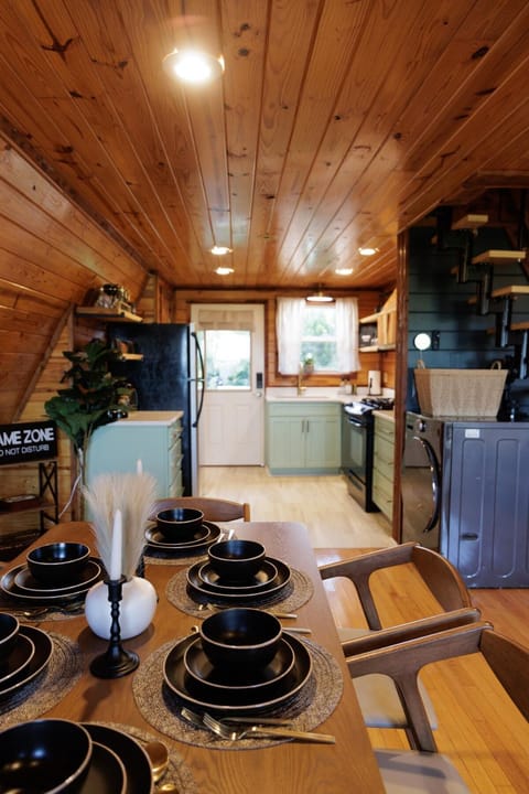 Gulf Views, Game Room, Fire Pit, Near Boat Launch House in Mississippi