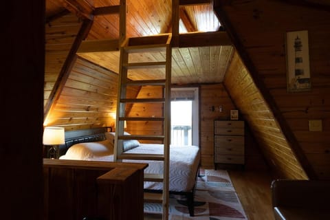 Gulf Views, Game Room, Fire Pit, Near Boat Launch House in Mississippi