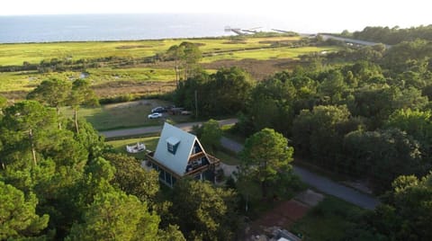 Gulf Views, Game Room, Fire Pit, Near Boat Launch House in Mississippi
