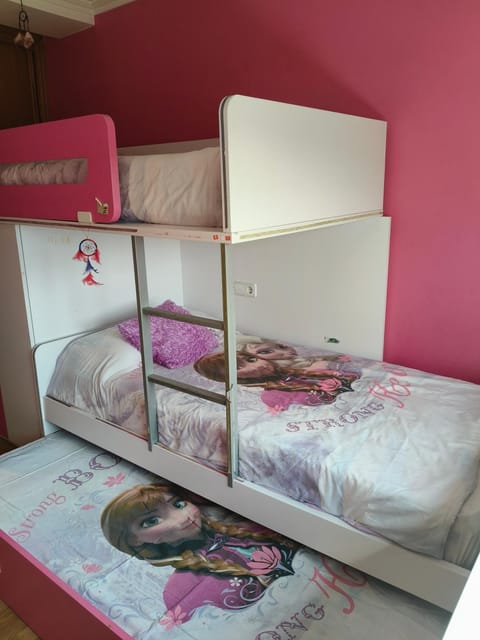 bunk bed