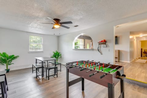 Game, Swim and Explore Family Home in Pensacola House in Pensacola