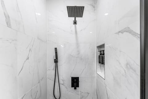 Chic and Cozy Stay in Pueblo House in Pueblo