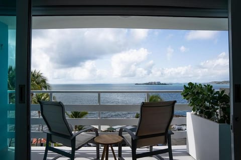 View (from property/room), Balcony/Terrace, Sea view