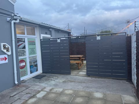 Cozy Corner Guest House 25 Harpford avenue wynberg CAPE TOWN WESTERN CAPE Bed and Breakfast in Cape Town