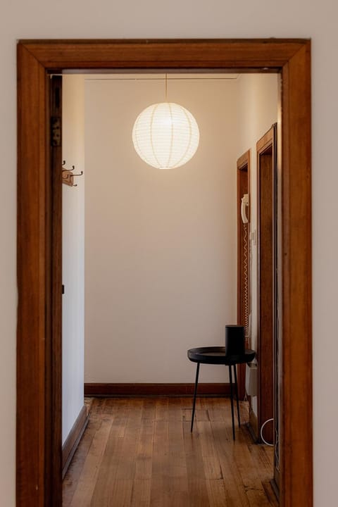 Tamar River Views Mid-Century Vibes Apartment in Tasmania