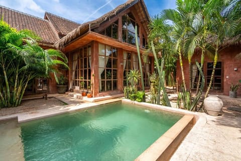 Beautiful 3BR Terracotta Villa in Pererenan Villa in North Kuta