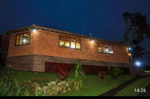 Fazenda Montanhes House in Visconde de Mauá