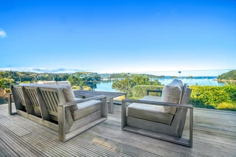 Day, Natural landscape, Balcony/Terrace, Seating area, Beach, Sea view