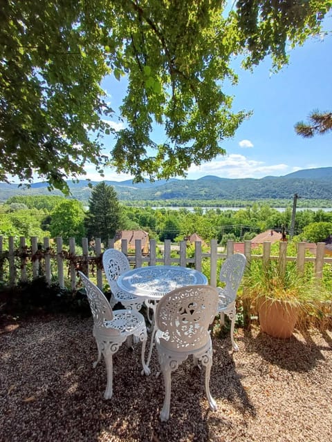 Day, Natural landscape, Garden view, Mountain view