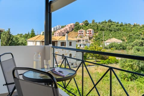 Spring, Day, Natural landscape, View (from property/room), Balcony/Terrace, Mountain view