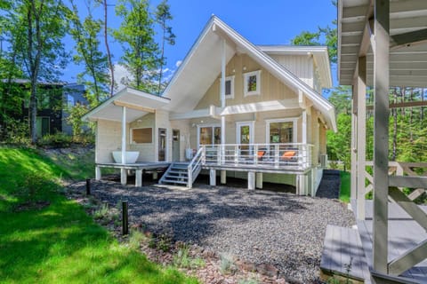 Property building, Garden view