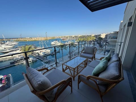 Property building, Sea view