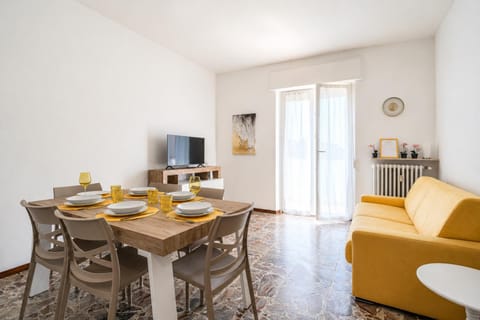 TV and multimedia, Living room, Dining area, heating