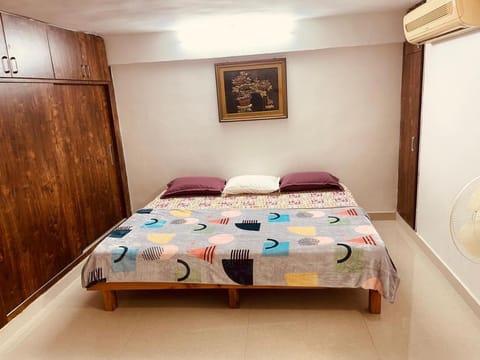 Bed, Photo of the whole room, Bedroom, wardrobe
