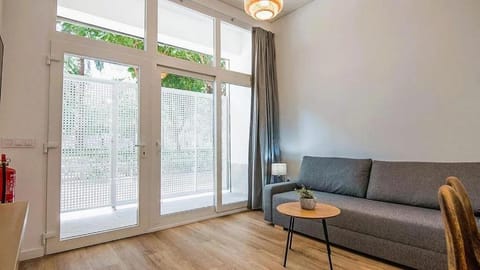 Bed, Balcony/Terrace, Living room, Lobby or reception, Seating area