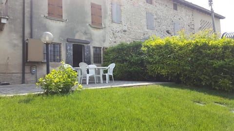 Country house in the vineyards, with private garden House in Province of Brescia