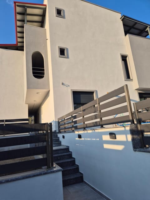 Garden and Sea Apartment hotel in Nikiti