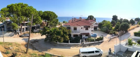 Garden and Sea Apartment hotel in Nikiti