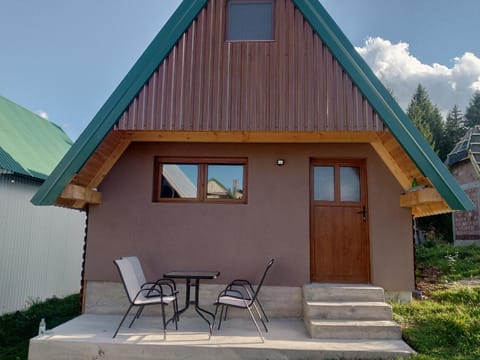 Masha Chalet in Montenegro