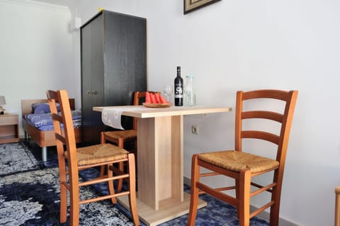 Dining area, wardrobe