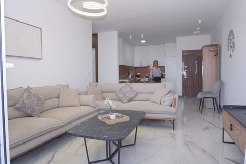 Kitchen or kitchenette, Living room
