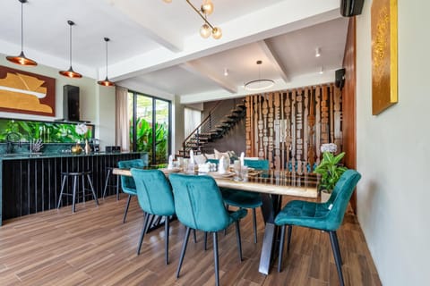 Villa Serenity 4BR Smart Home with Pool in Canggu Villa in North Kuta